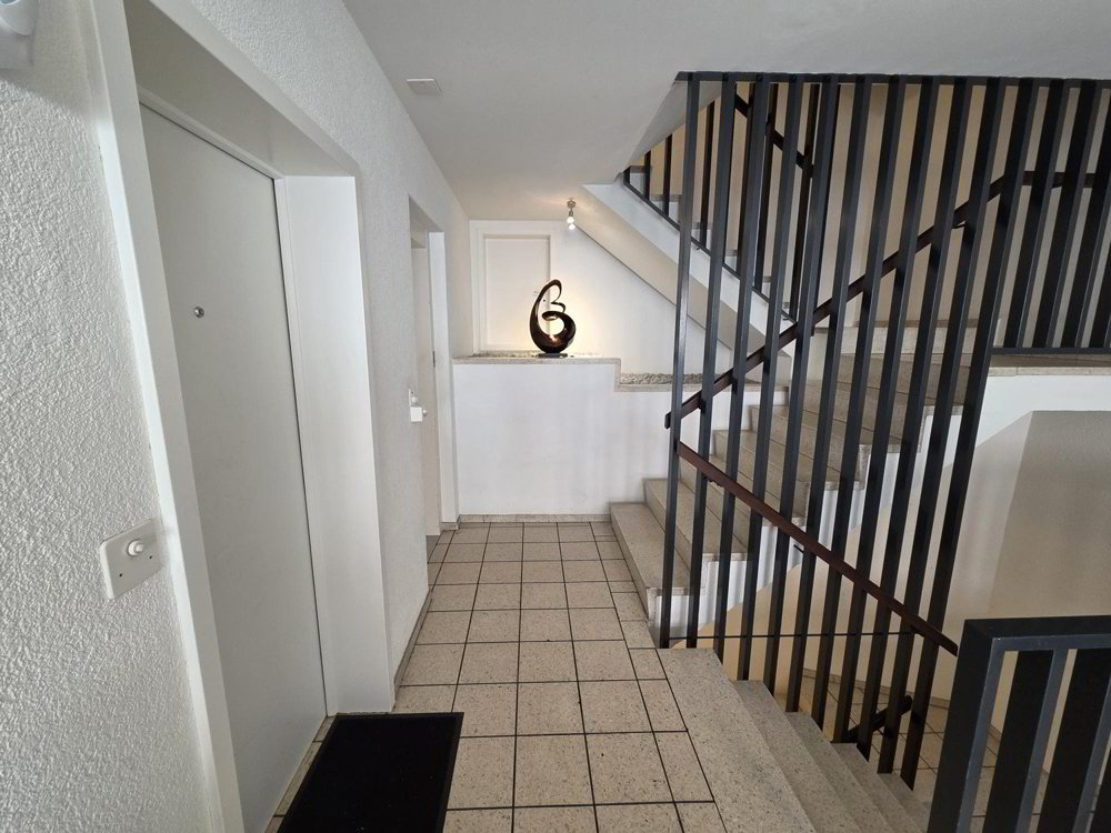 3 rooms Apartment to buy in Basel - image 1/13