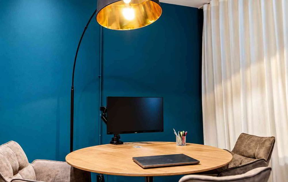1 rooms Office & Commercial for rent in Zürich - image 1/3