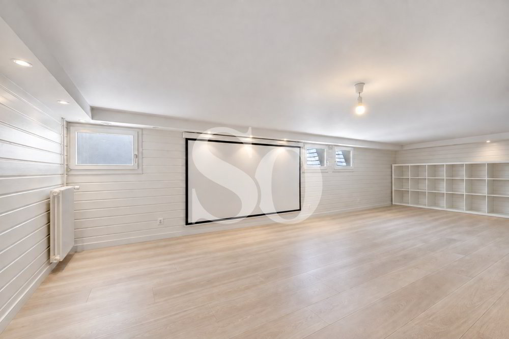 8 rooms House to buy in Founex - image 1/10