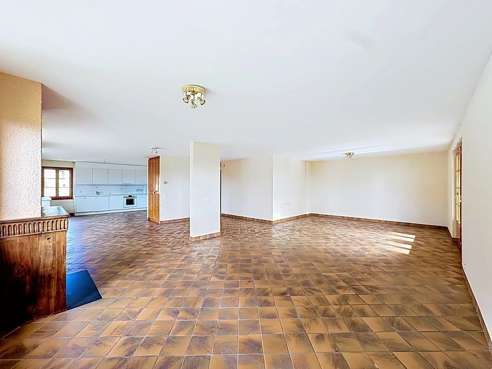 5 Zimmer Wohnung zum verkaufen in La Rippe - Bild 1/11
