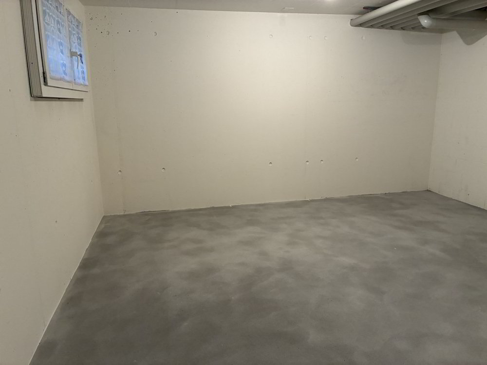 null rooms Office & Commercial for rent in Liestal - image 1/2