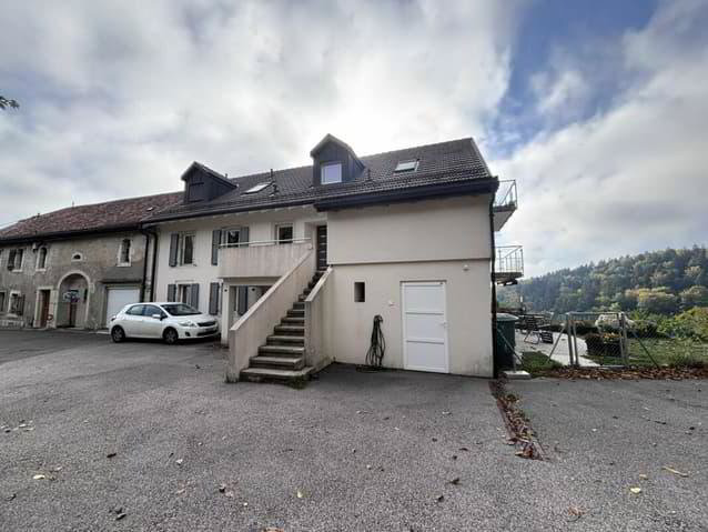 4.5 rooms Apartment to buy in Provence - image 1/11