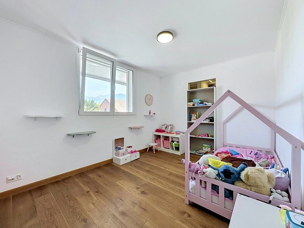 9 rooms House to buy in Collombey - image 1/13