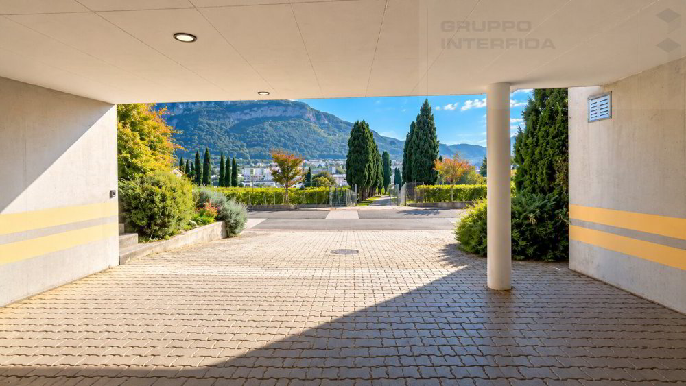 5.5 rooms House to buy in Mendrisio - image 1/12