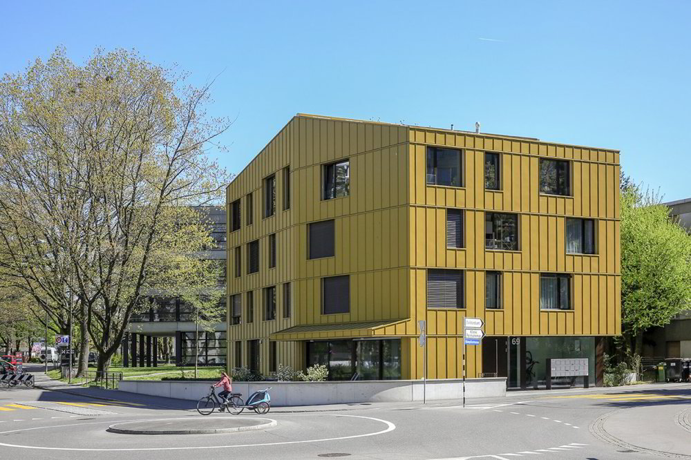 Moderne Studiowohnung mit Sitzplatz