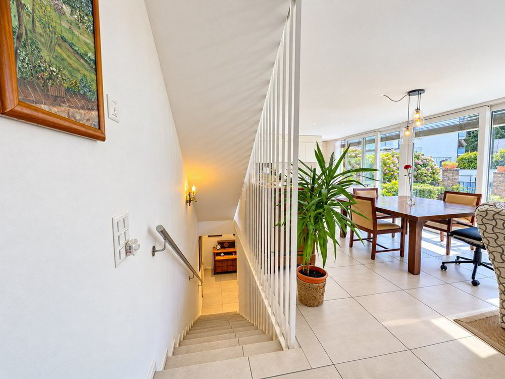 4 rooms House to buy in Cadenazzo - image 1/13