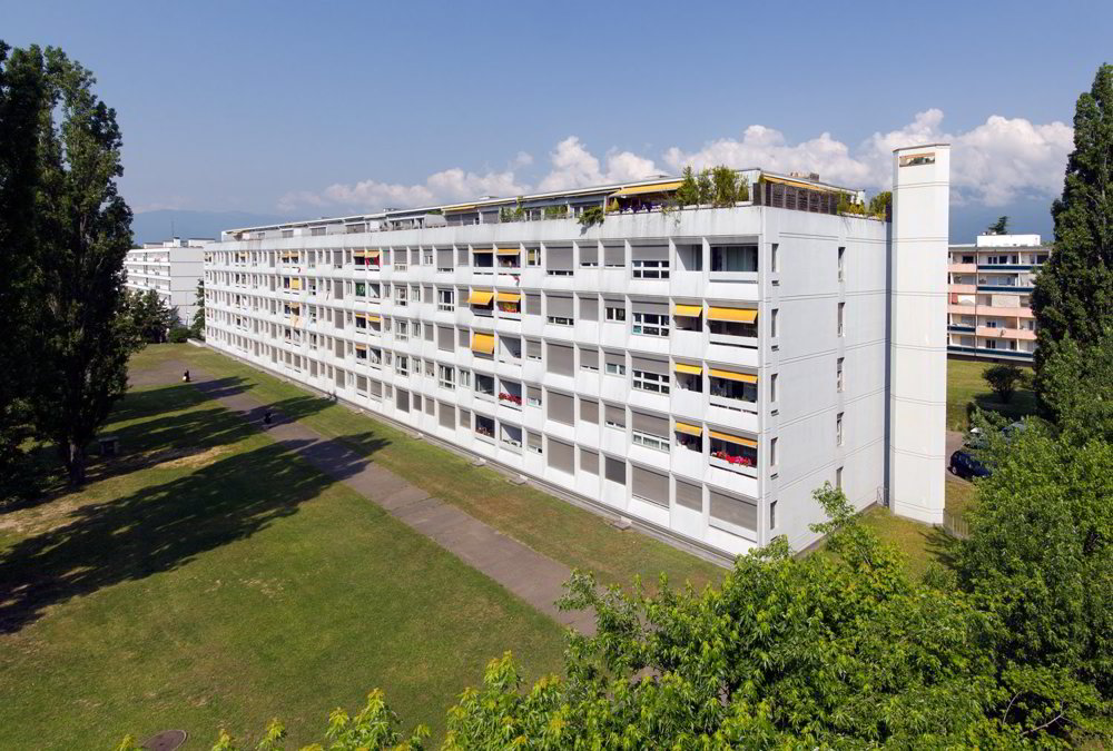 null rooms Car park, garage for rent in Meyrin - image 1/2