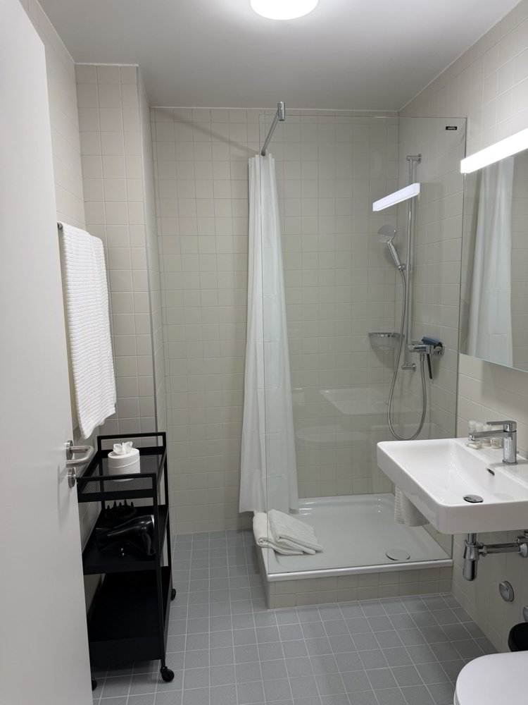 2 rooms Apartment for rent in Lausanne - image 1/8
