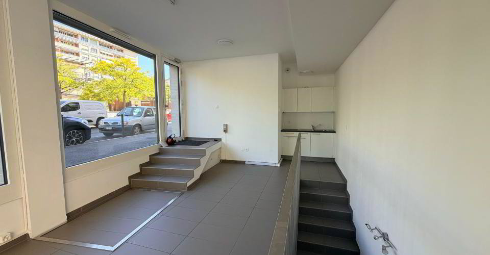 null rooms Office & Commercial for rent in Geneva - image 1/11