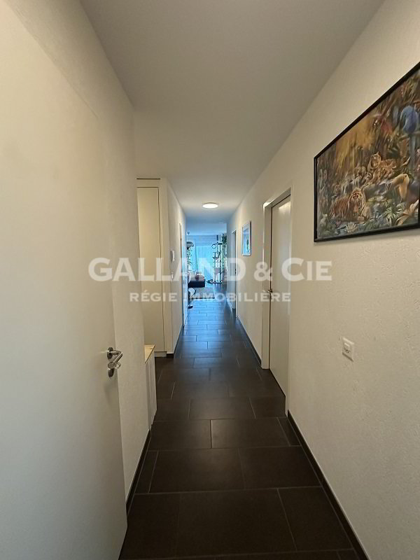 Appartement 4 pièces à louer à Attalens - image 1/5