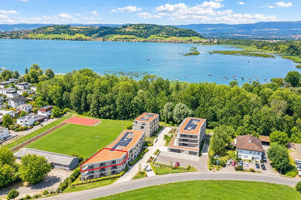 5 rooms Apartment to buy in Murten - image 1/13