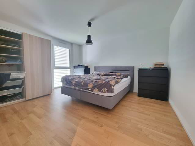 3.5 rooms Apartment for rent in Martigny - image 1/7