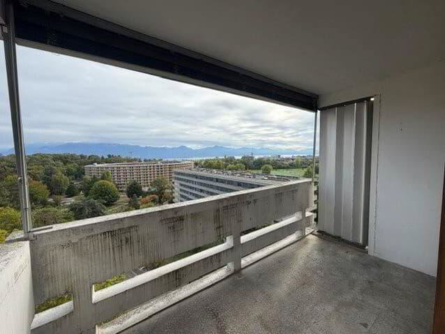 3.5 rooms Apartment for rent in Chavannes-près-Renens - image 1/11
