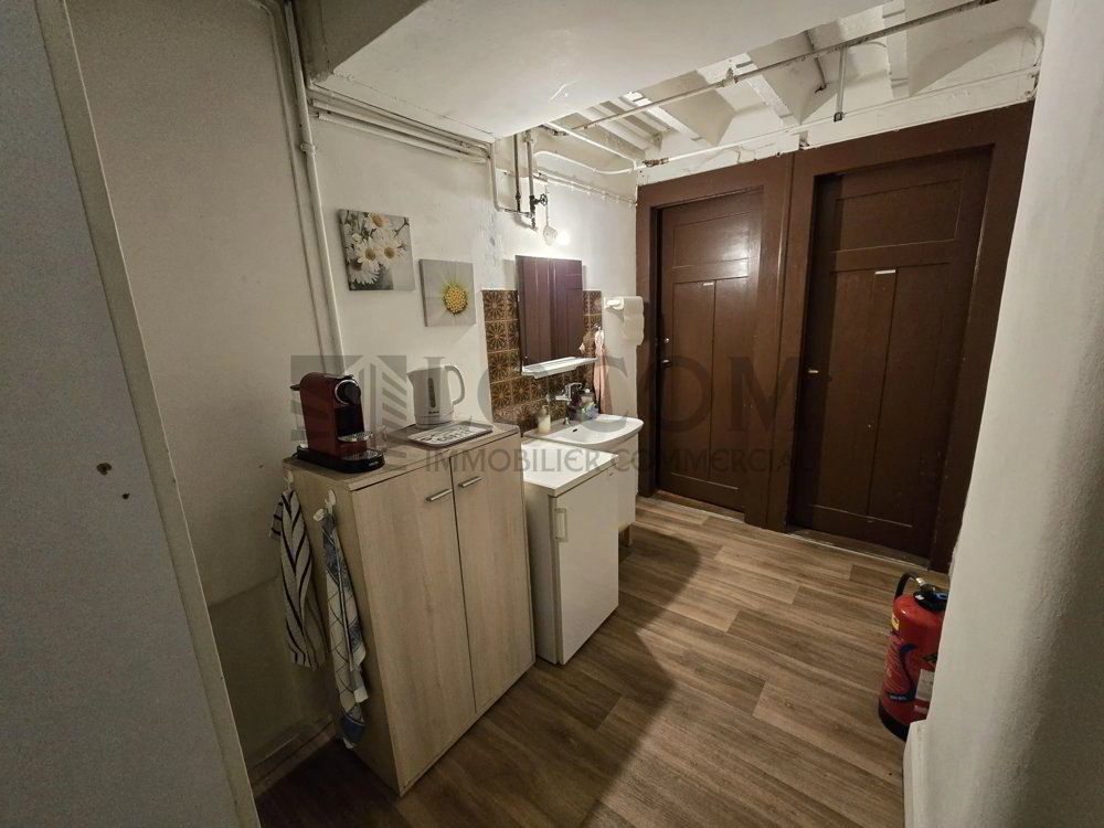 null rooms Office & Commercial for rent in Lausanne - image 1/13