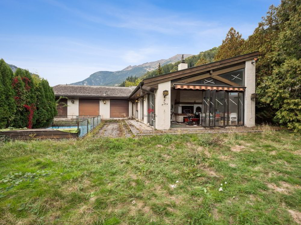 Maison 7 pièces à acheter à Faido - image 1/10