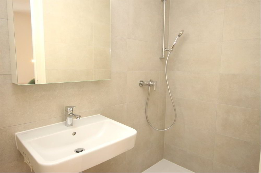 2 rooms Apartment for rent in Geneva - image 1/4
