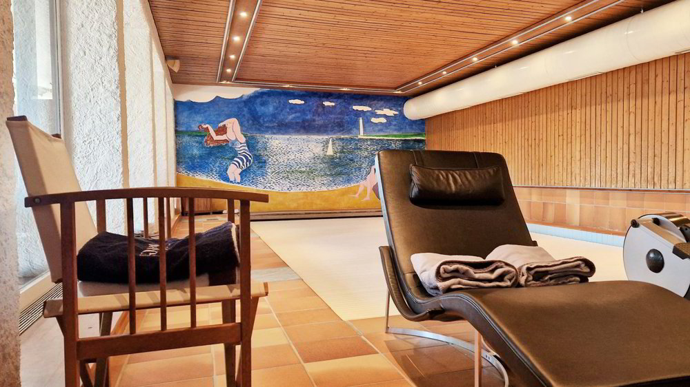 8 rooms House to buy in Crans-Montana - image 1/13