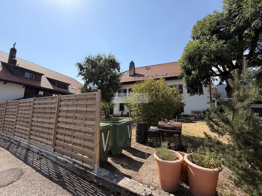 5 Zimmer Wohnung zum verkaufen in Coffrane - Bild 1/13