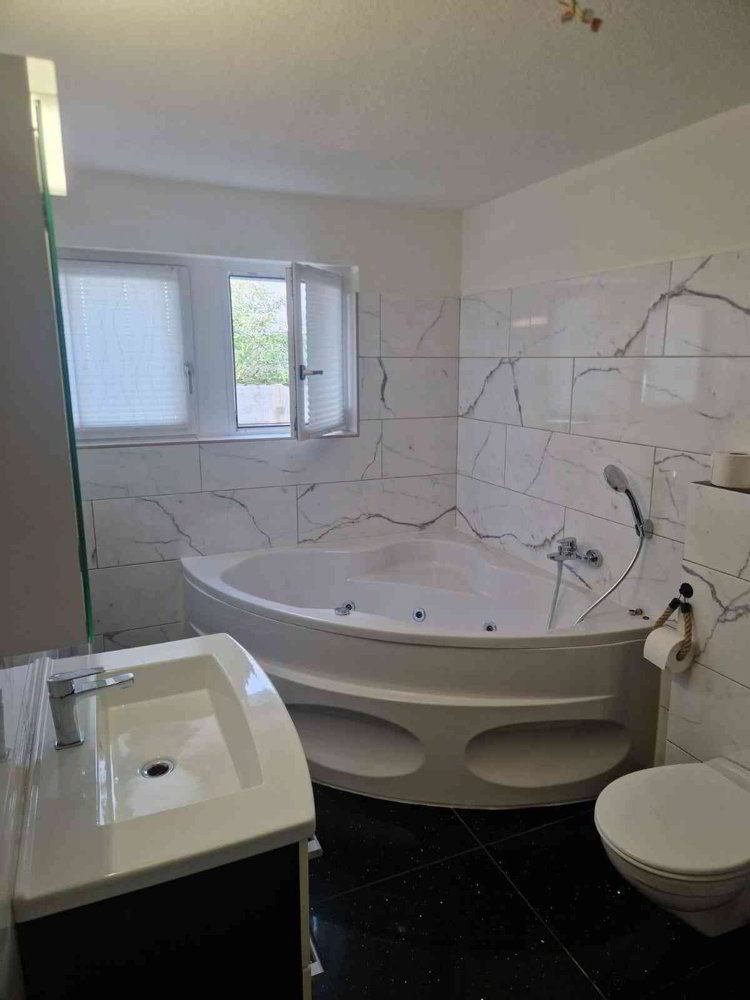 5.5 Zimmer Haus zu vermieten in Rickenbach LU - Bild 1/13
