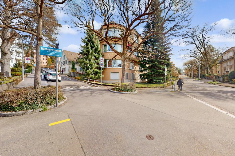 Garage direkt beim Spyriplatz