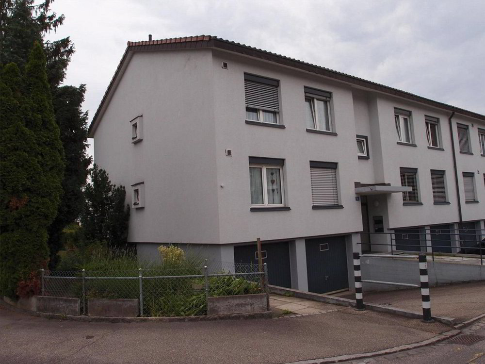 null rooms Car park, garage for rent in Reinach BL - image 1/1