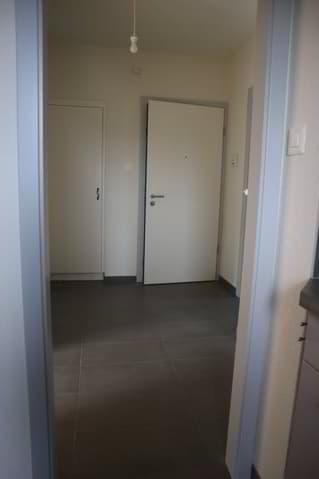 4 Zimmer Wohnung zu vermieten in Le Locle - Bild 1/8