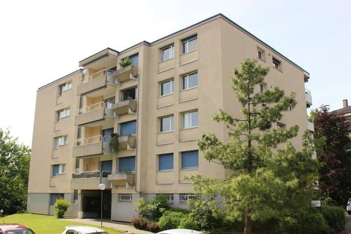 null rooms Car park, garage for rent in Lausanne - image 1/1