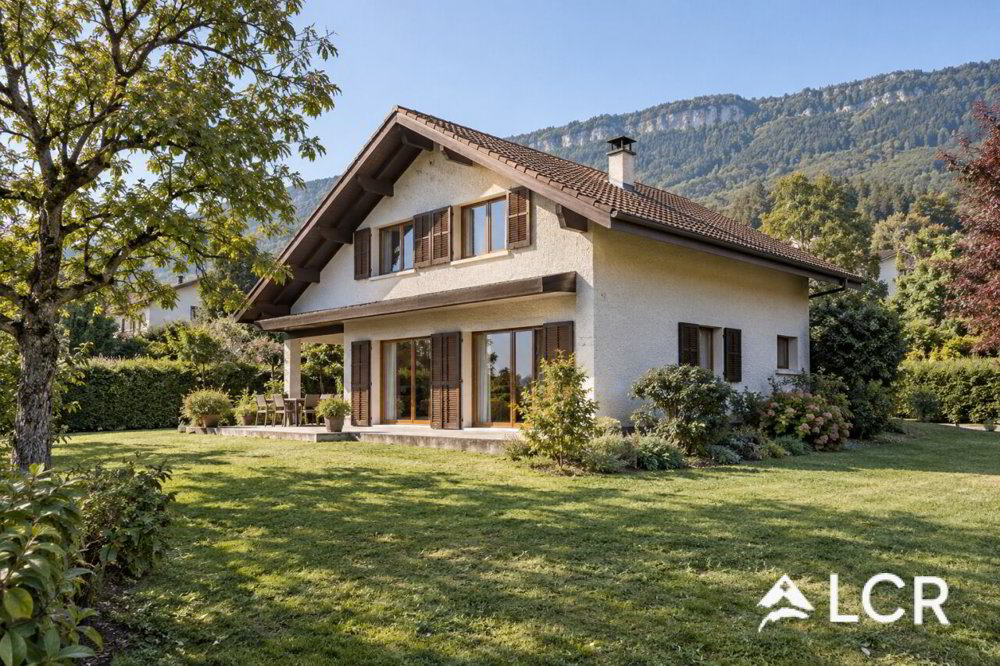 Maison 7 pièces à acheter à Chéserex - image 1/1