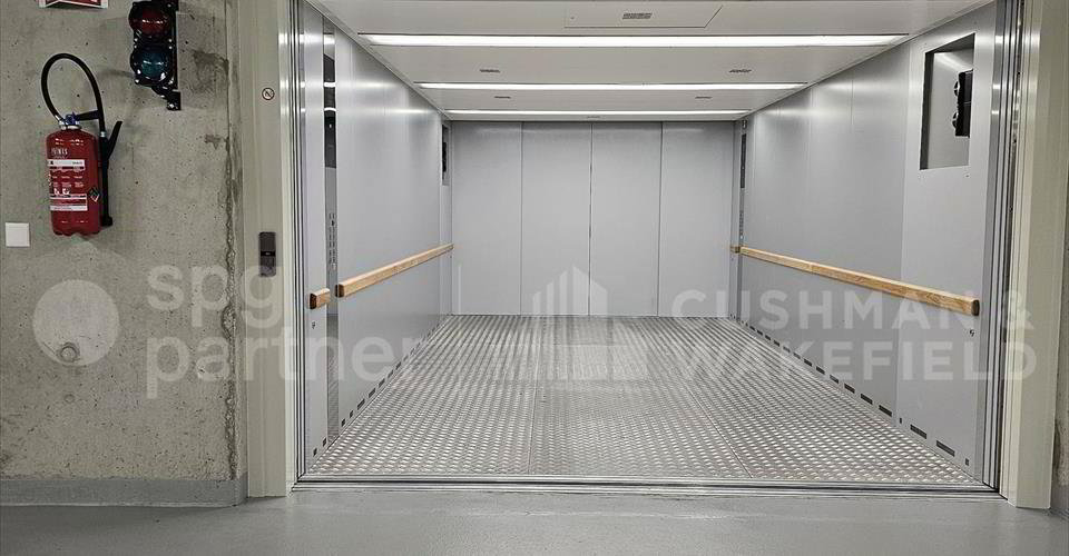 Ufficio & Commercio di null locali in affitto a Gland - immagine 1/6