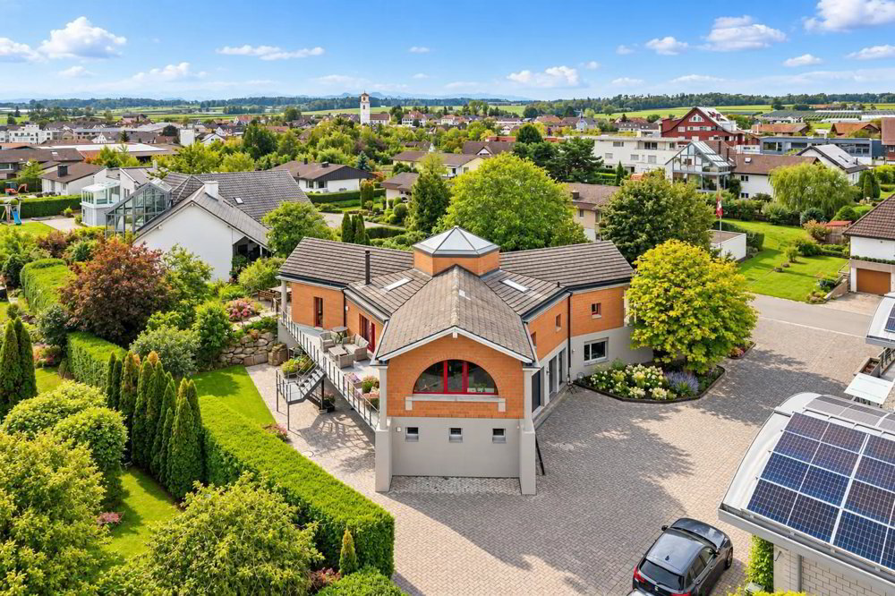 5.5 Zimmer Haus zum verkaufen in Güttingen - Bild 1/13