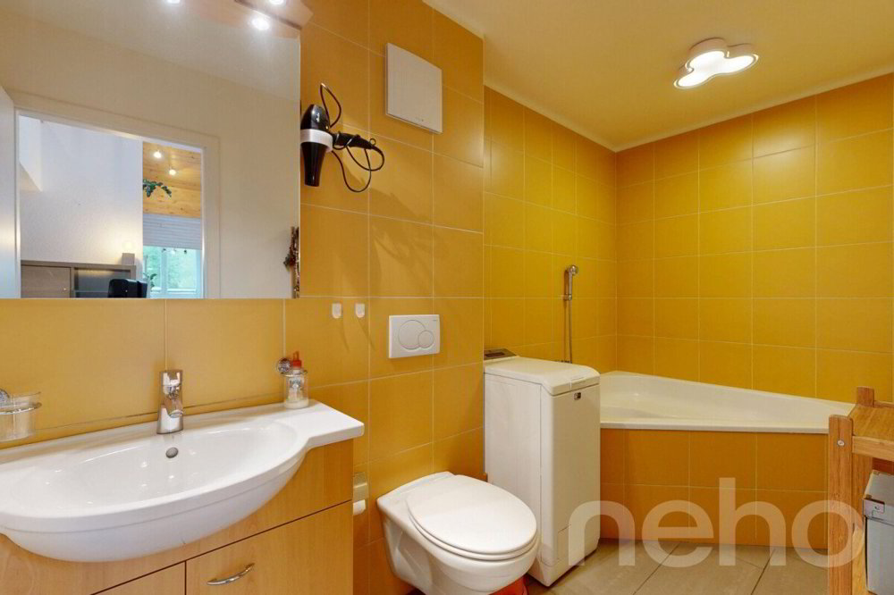 5.5 Zimmer Wohnung zum verkaufen in La Chaux-de-Fonds - Bild 1/12