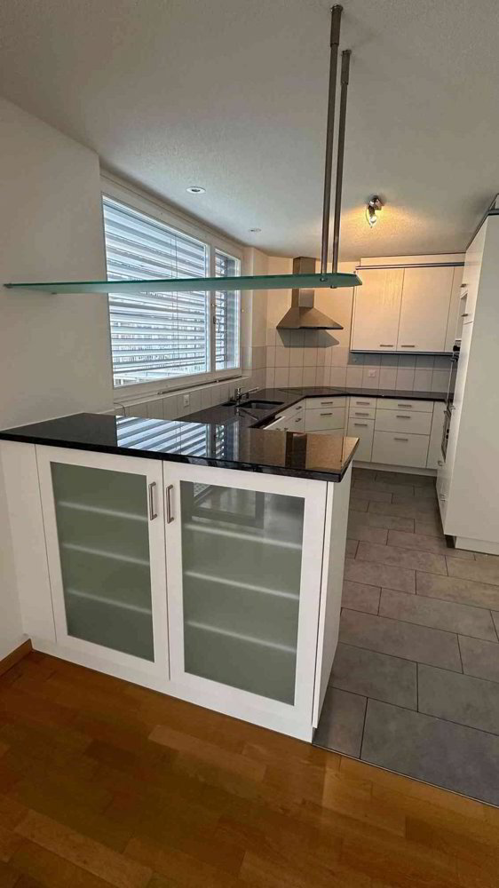 4.5 rooms Apartment for rent in Münchenbuchsee - image 1/10
