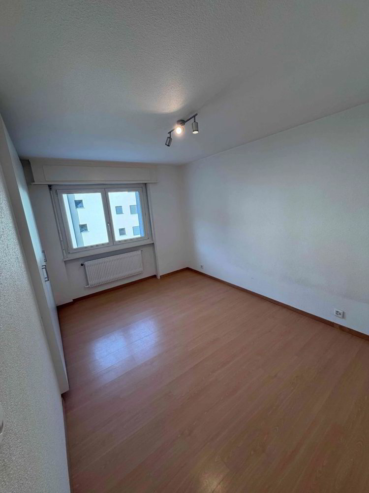 4.5 Zimmer Wohnung zu vermieten in Raron - Bild 1/8