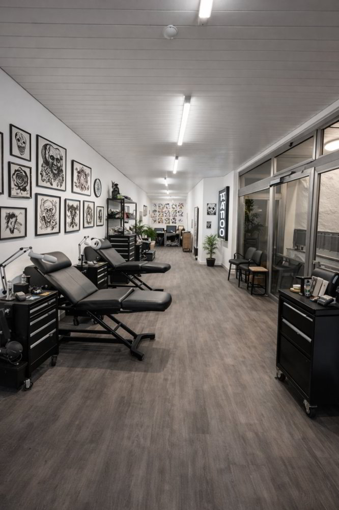 null rooms Office & Commercial for rent in Soleure - image 1/7