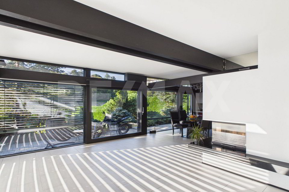 5 rooms House to buy in Lugano - image 1/13