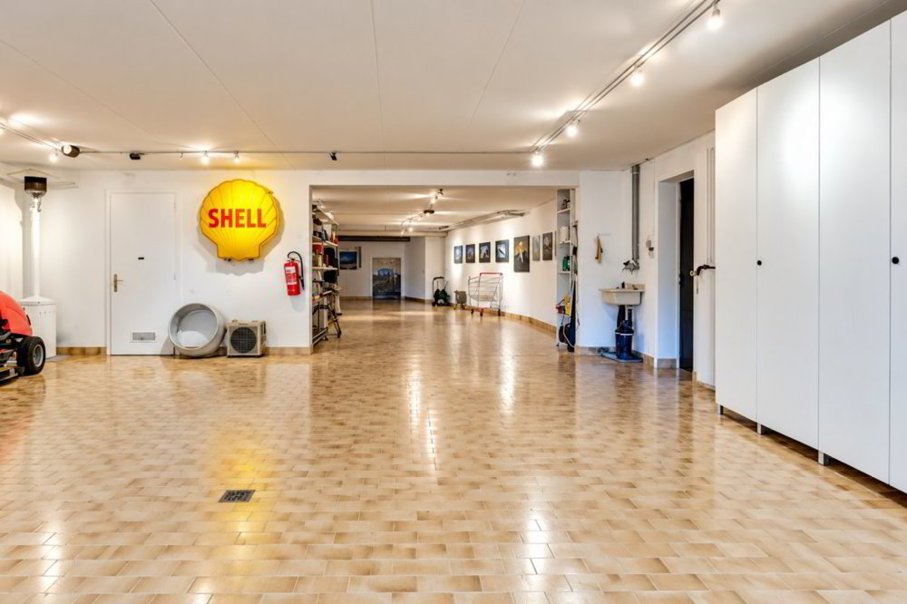 11 Zimmer Haus zum verkaufen in Neyruz FR - Bild 1/13
