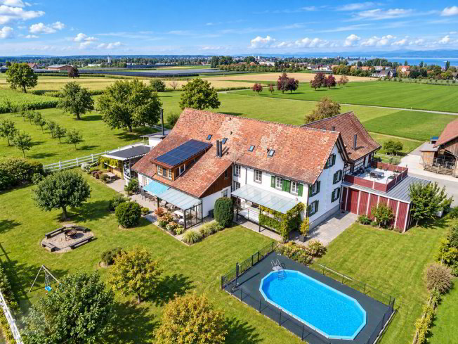 18 Zimmer Haus zum verkaufen in Egnach - Bild 1/1