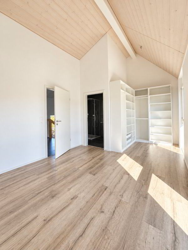 4 rooms House to buy in Cudrefin - image 1/6