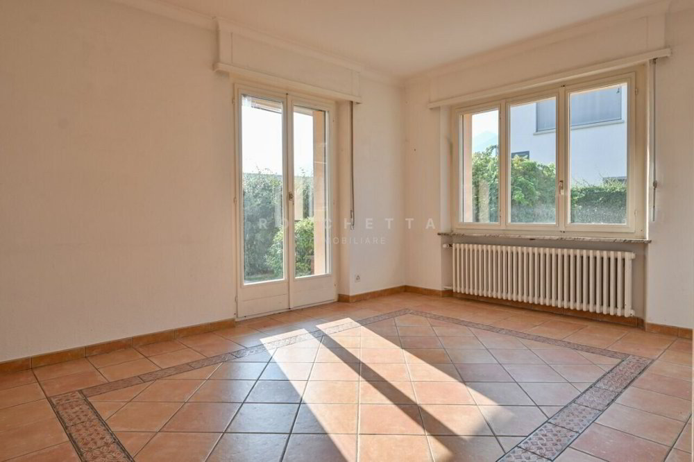 Maison 9 pièces à acheter à Ascona - image 1/13