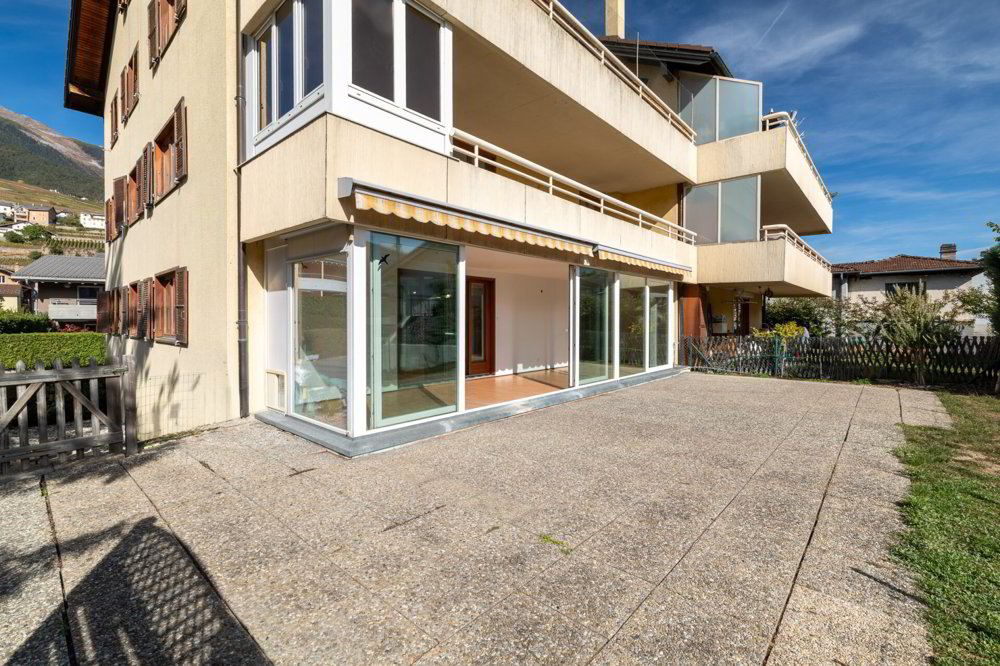 4.5 rooms Apartment to buy in Conthey - image 1/15
