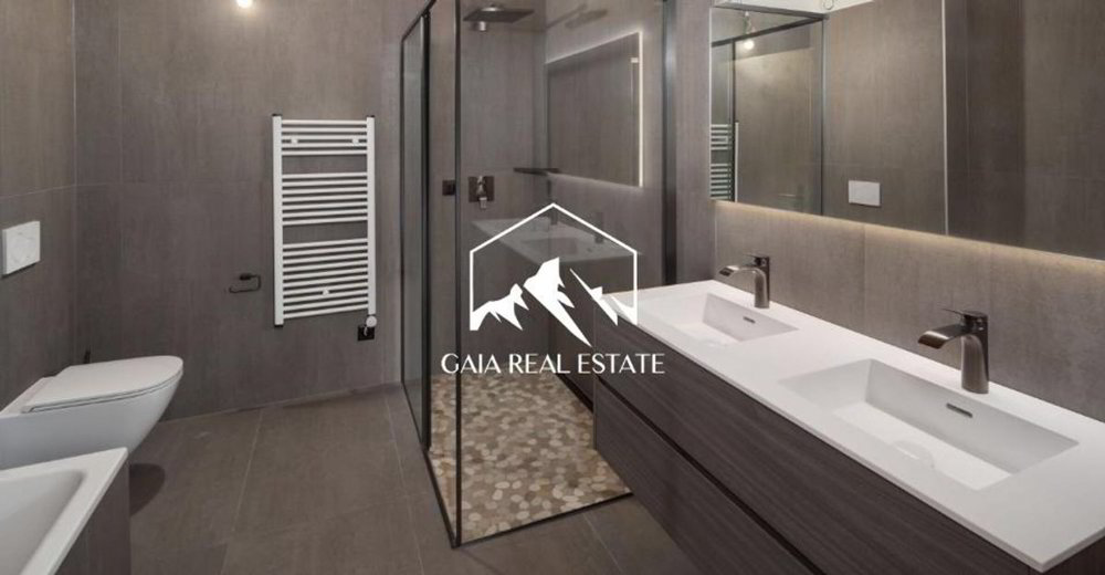 4.5 rooms House to buy in Crans-Montana - image 1/28