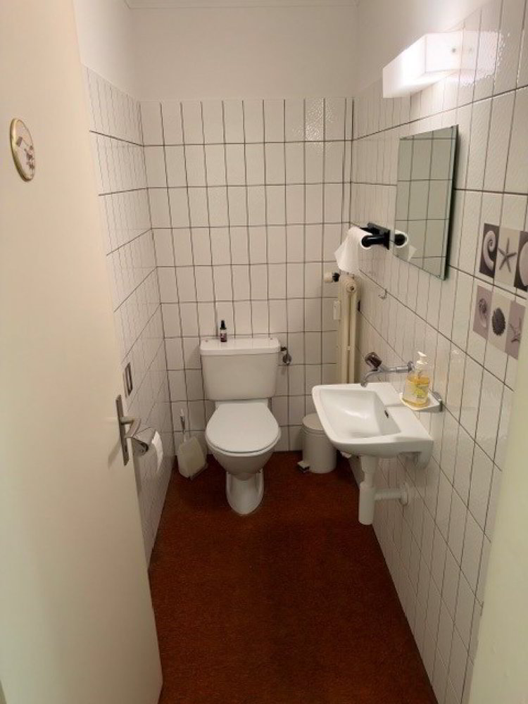 1 rooms Office & Commercial for rent in Frauenfeld - image 1/5