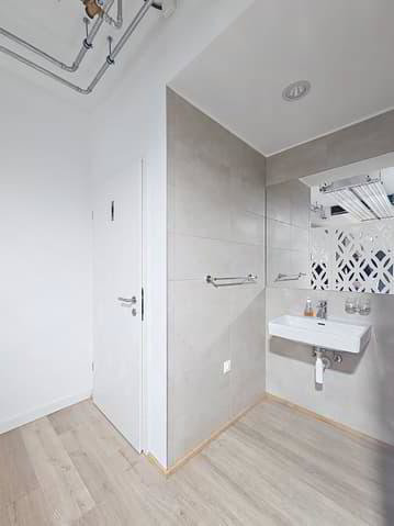 Ufficio & Commercio di 1 locali in affitto a Yverdon-les-Bains - immagine 1/5