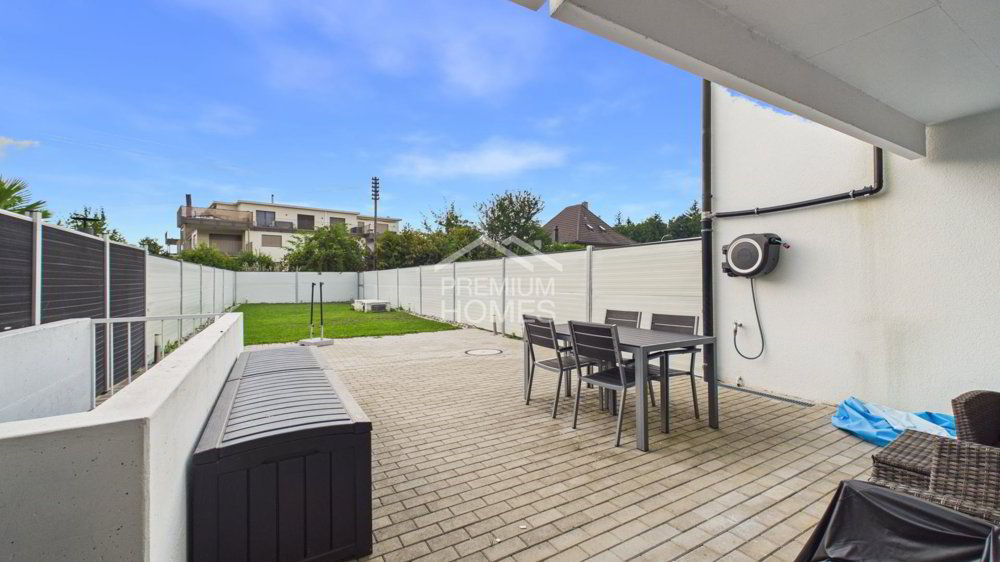 5 rooms House to buy in Glashütten - image 1/11