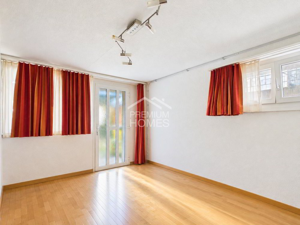 5 rooms House to buy in Aarburg - image 1/8
