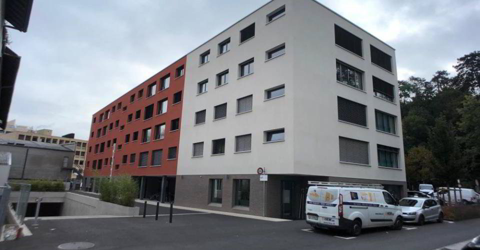 null rooms Office & Commercial for rent in Carouge GE - image 1/2