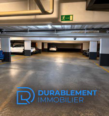 Parking, garage null pièces à louer à Renens VD - image 1/1