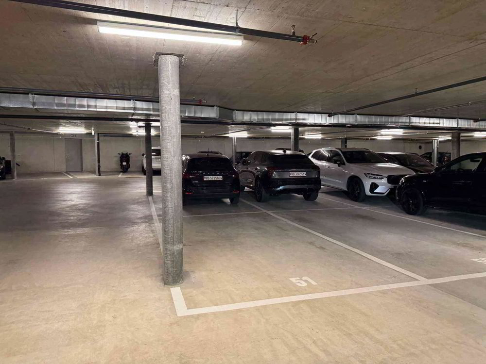 null Zimmer Parkplatz, Garage zu vermieten in Bournens - Bild 1/7