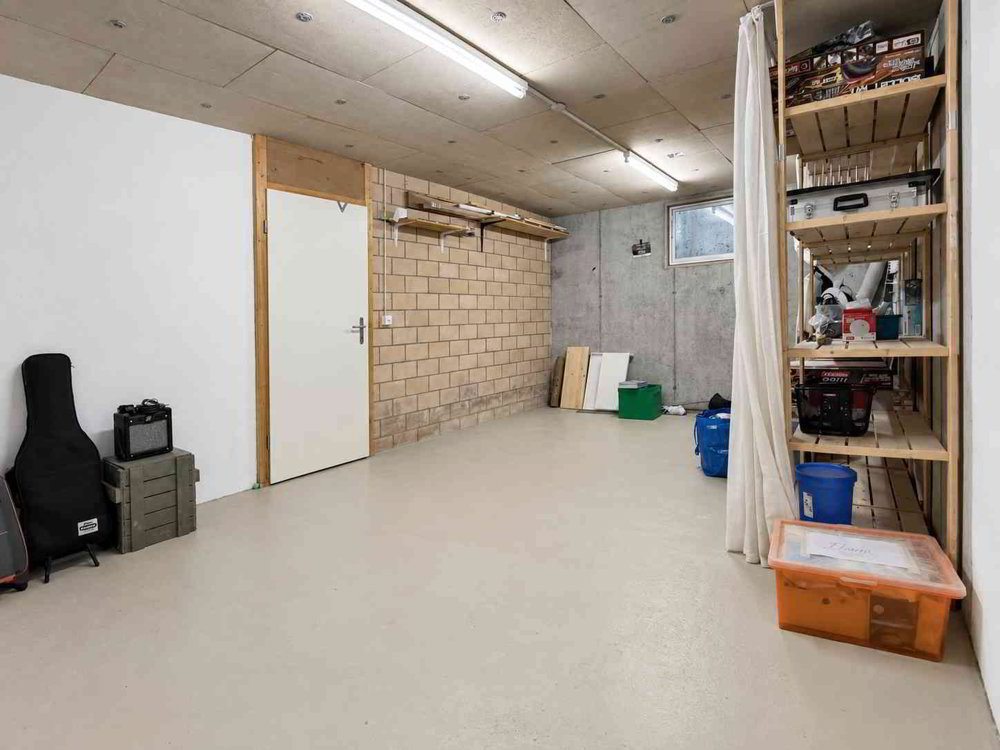 5.5 rooms House to buy in Biel-Benken BL - image 1/13