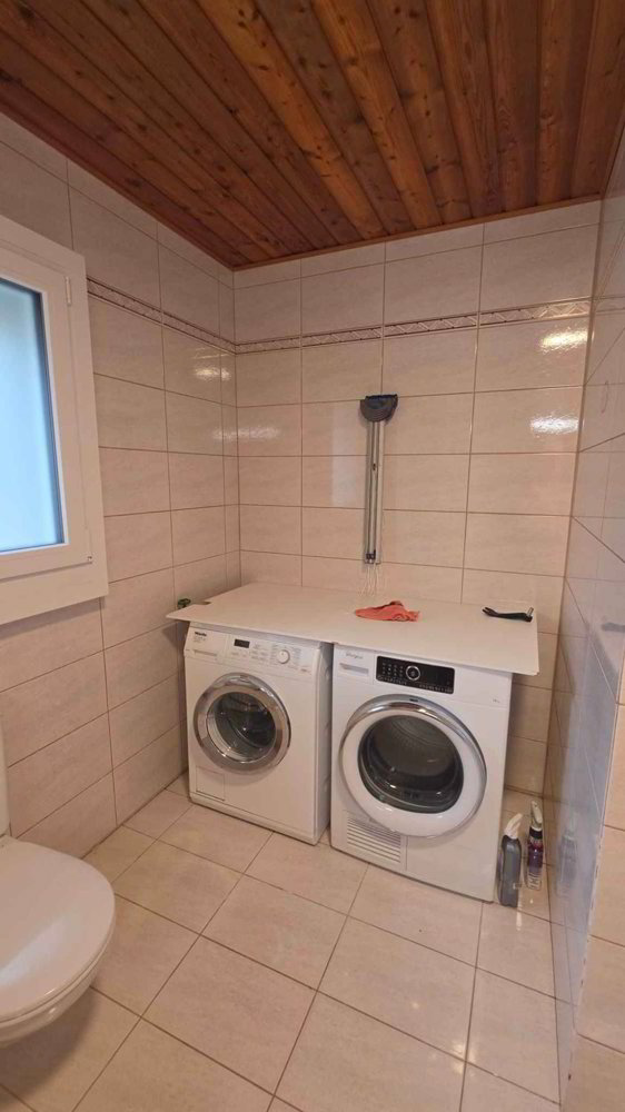 6 Zimmer Wohnung zu vermieten in Aubonne - Bild 1/5